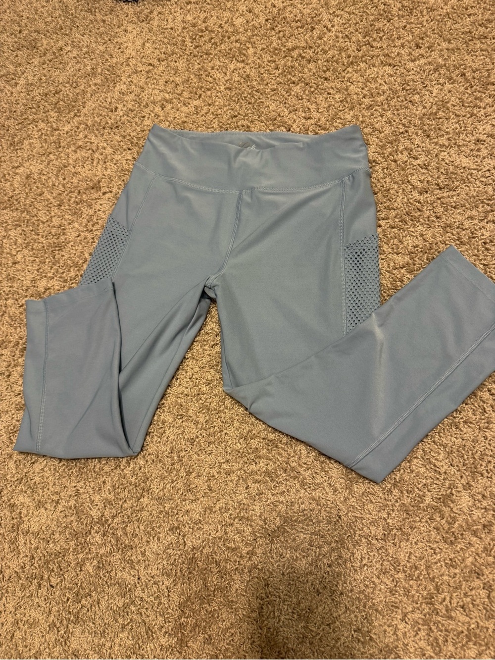 WNS Cali Active Baby Blue 3/4 Leggings Sz Medium EUC